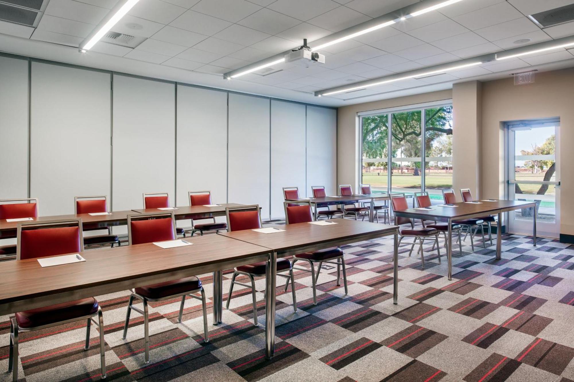 Four Points By Sheraton At Phoenix Mesa Gateway Airport Екстер'єр фото