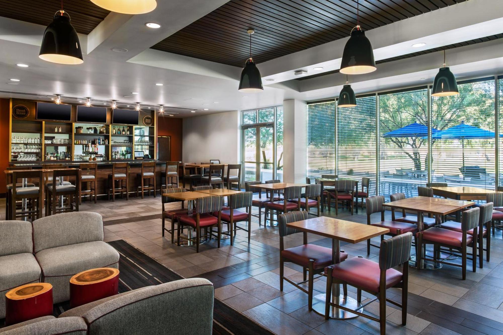 Four Points By Sheraton At Phoenix Mesa Gateway Airport Екстер'єр фото